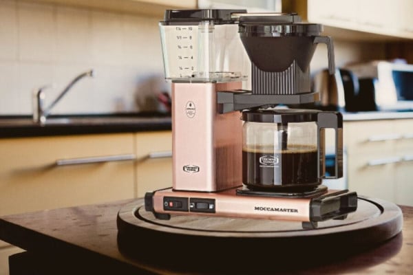 5 Rekomendasi Mesin Pembuat Kopi Terbaik