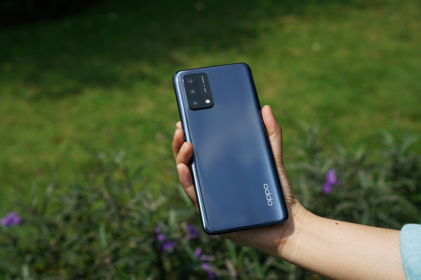 Rekomendasi HP Oppo Rp3 Jutaan, Nggak Bikin Kantong Jebol!