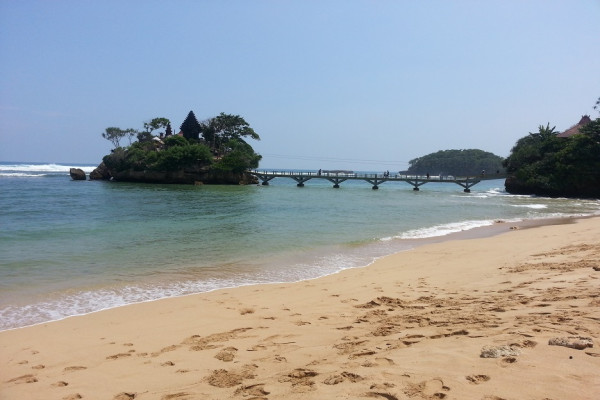 5 Tempat Wisata di Indonesia dengan Mitos Bikin Asmara Kandas Bila Dikunjungi
