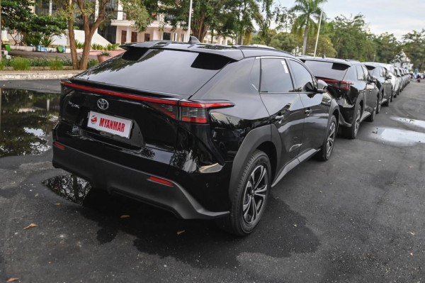 Mengenal 5 Keunggulan Toyota bZ4X, Mobil Listrik yang Digunakan di KTT ASEAN 2023