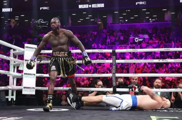 10 Pukulan KO Deontay Wilder Mengerikan: Nomor 1 Pingsan di Ring