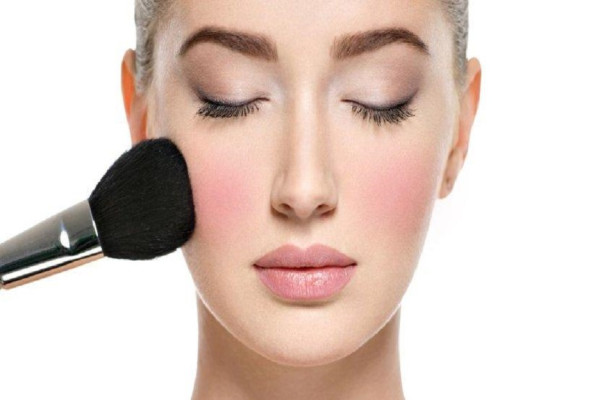 6 Produk Kecantikan Berbahaya tapi Masih Digunakan, Penasaran Apa Saja?