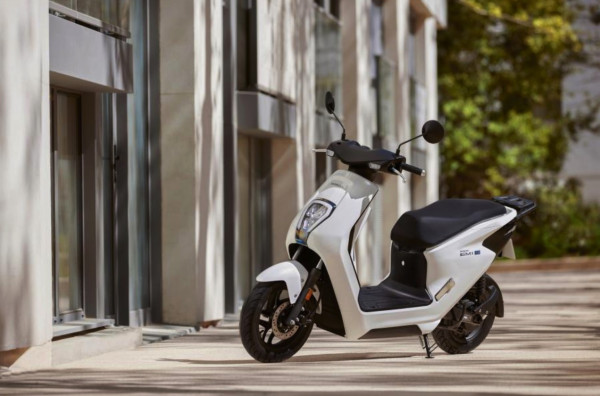 Motor Listrik Honda EM1 e: Dibekali Baterai Swap, Rilis di Indonesia Tahun Ini?