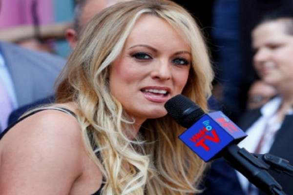 Mengenal 2 Bintang Porno Selingkuhan Trump, Salah Satunya dapat Uang Tutup Mulut Rp1,9 Miliar