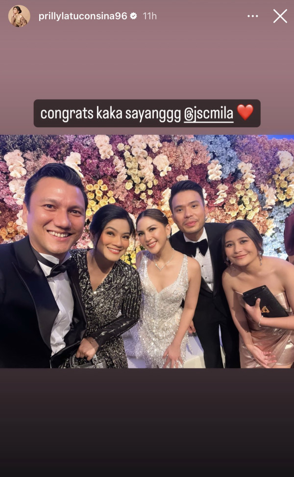Tak Terpengaruh Isu Selingkuh, Christian Sugiono dan Titi Kamal Tampil Kompak di Pesta Pernikahan