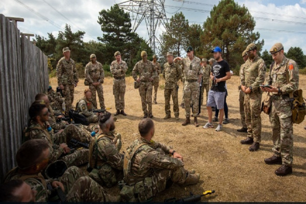 2 Operasi Militer Inggris dalam Membantu Tentara Ukraina