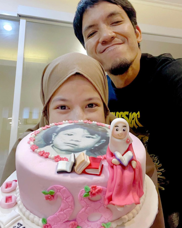 5 Potret Kebersamaan Desta dan Natasha Rizki yang Gugat Cerai usai 10 Tahun Menikah