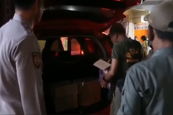 7 Orang Tewas usai Pesta Miras, Polisi Gerebek Toko di Bangil