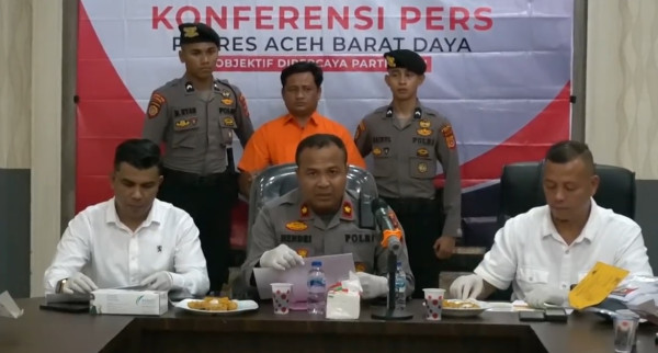 Bejat! Sopir Setubuhi Siswi dalam Bus saat Antar ke Sekolah
