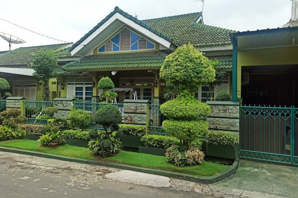 Menengok Rumah Mewah Kadinkes Lampung: Reihana Tak Ada, Sopir Sebut ke Jakarta