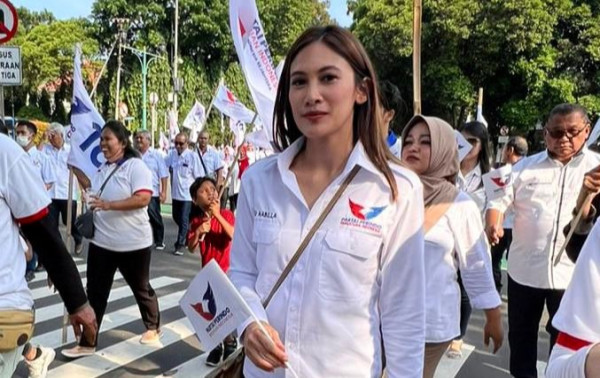 News Presenter Cantik Ratu Nabilla Jadi Bacaleg DPRD Banten Dapil 9 Tangerang Selatan