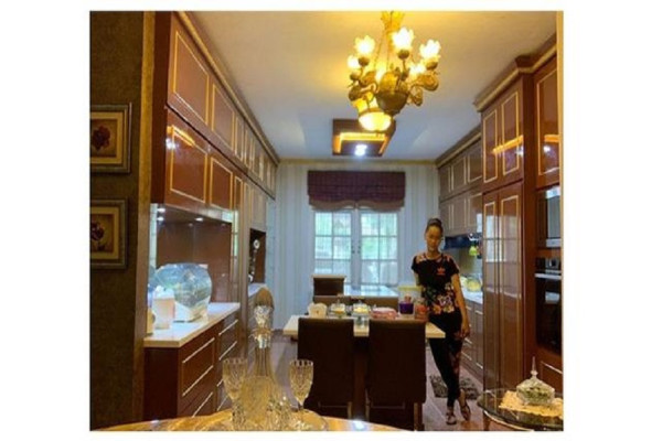 7 Artis yang Memiliki Dapur Mewah, Nomor 4 Usung American Style