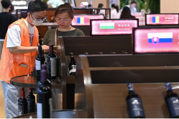 5 Klaim China terkait Kesuksesan Program Jalur Sutra di Eropa Timur