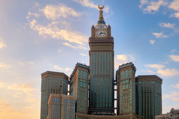 Ziarah Jemaah Haji di Makkah: Dari Kakbah Sampai Abraj Al Bait