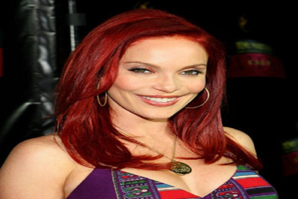 8 Artis Hollywood Berdarah Indonesia, Nomor 6 Mantan Anggota Pussycat Dolls
