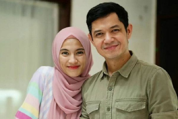 7 Artis yang Menikah Tanpa Pacaran, Nomor 6 Masyaallah Dipersunting Habib