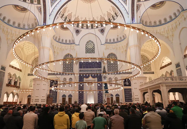 Masjid Camlica: Menghubungkan Sejarah Turki dan Ottoman dengan Identitas Nasional