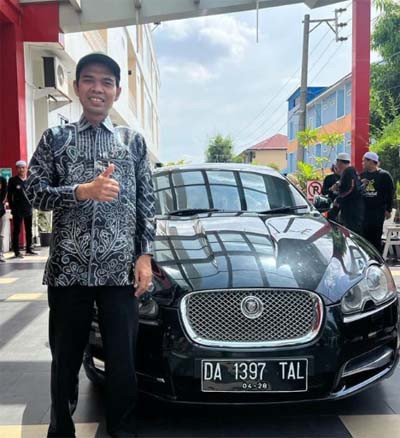 Ustaz Abdul Somad Dapat Jaguar tapi Dijual untuk Pesantren: yang Paling Ku Harapkan Kiriman Al Fatihah