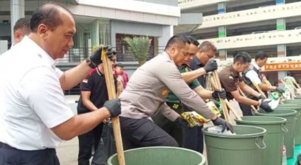 Polres Jakbar Musnahkan Barang Bukti 272 Kg Sabu