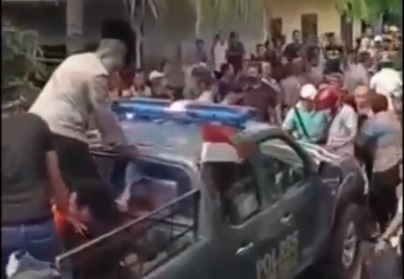 Drama Penangkapan Bandar Narkoba, Keluarga Pelaku Hadang Polisi hingga Naik di Atas Kap Mobil