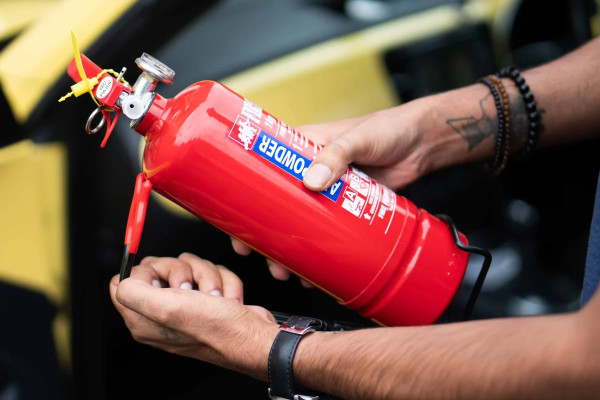 Tidak Dikover Asuransi, Kenali Penyebab Mobil Terbakar dan Cara Pencegahannya