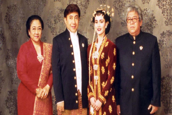 7 Wanita Jelita yang Jadi Mantu Presiden RI, Nomor 5 Jauh-jauh dari Uzbekistan
