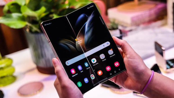 Rekomendasi HP Lipat Terbaik 2023, Ada Samsung hingga Oppo
