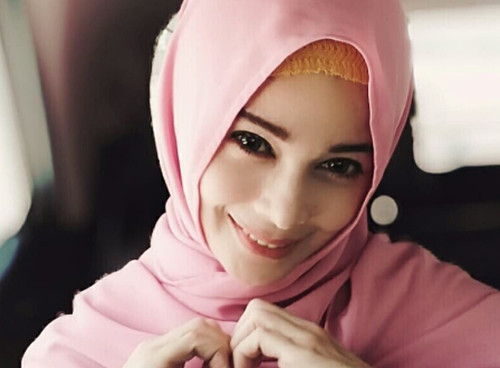 3 Artis Lawas Ini Putuskan Hijrah di Usia Muda, Nomor Terakhir Dulu Suka Tampil Seksi
