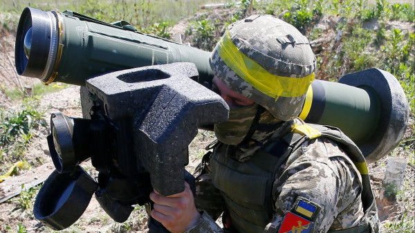 Perbandingan Rudal Anti Tank 9M133 Kornet vs Javelin Buatan Rusia dan Amerika