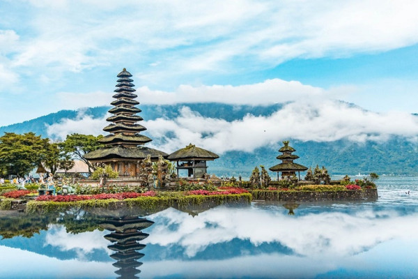 8 Destinasi Wisata untuk Bersantai Tahun Ini, Nomor 6 Bikin Males Pulang