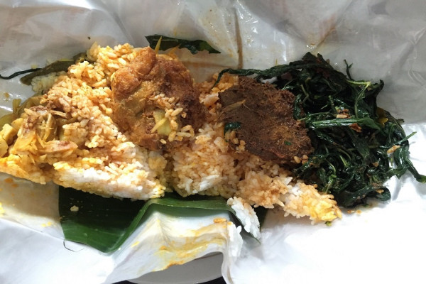 6 Fakta Unik Nasi Padang, Nomor 5 Porsi Lebih Banyak Jika Dibungkus