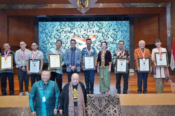 Rumah Kreatif Fadli Zon Sabet Rekor MURI: Punya Koleksi Budaya Nusantara Terbanyak