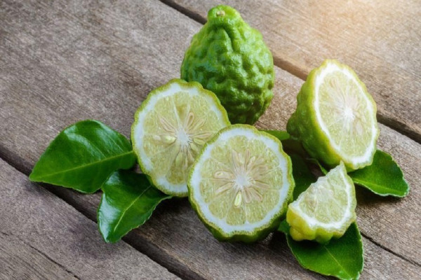 7 Jenis Buah Berkhasiat untuk Rambut Sehat, Murah Meriah Tanpa Zat Kimia