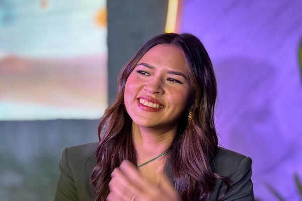7 Artis Indonesia Enggan Ekspos Wajah Anak di Hadapan Publik, Nomor 5 Jadi Istri Bupati