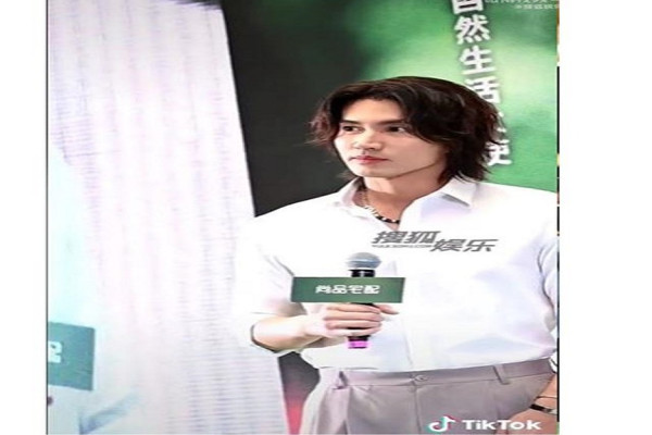 8 Potret Terbaru Jerry Yan 