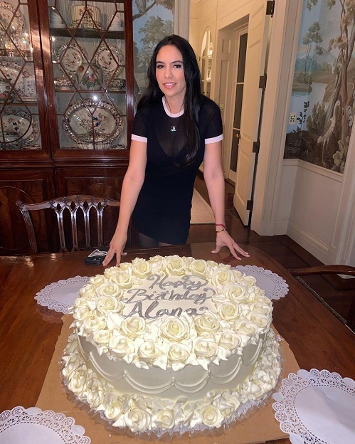 7 Fakta Noor Alfallah Kekasih Al Pacino yang Hamil 8 Bulan dan Terpaut Usia 54 Tahun