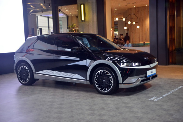 Sudah Punya Hyundai Ioniq 5, Ridwan Kamil Tertarik Pinang Genesis G80 Electrified