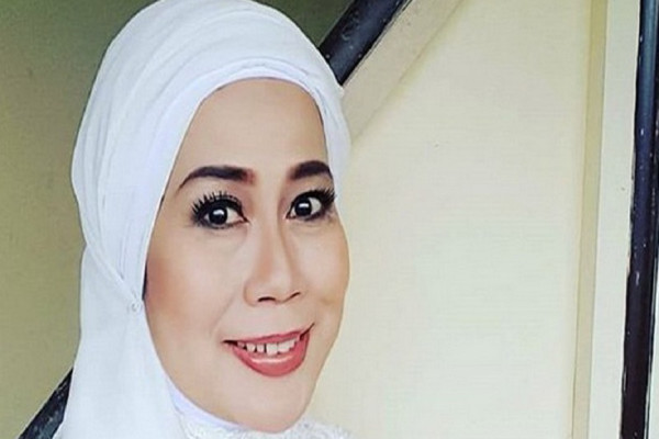8 Artis Melahirkan di Usia 40 Tahun, Nomor 5 Tak Sadarkan Diri Dua Hari