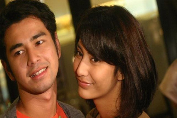 7 Aktor Indonesia yang Main Film Bareng Mantan, Nomor 5 Nekat Ajak Istri Ikut Syuting