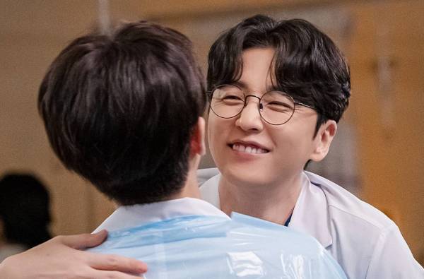 Profil 19 Dokter dalam Dr Romantic Season 1 hingga Season 3