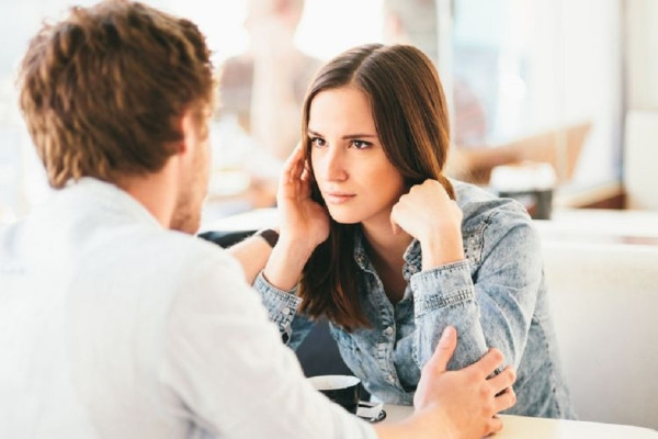 6 Hal yang Istri Harus Lakukan saat Suami Selingkuh,Jangan Ambil Keputusan Buru-buru