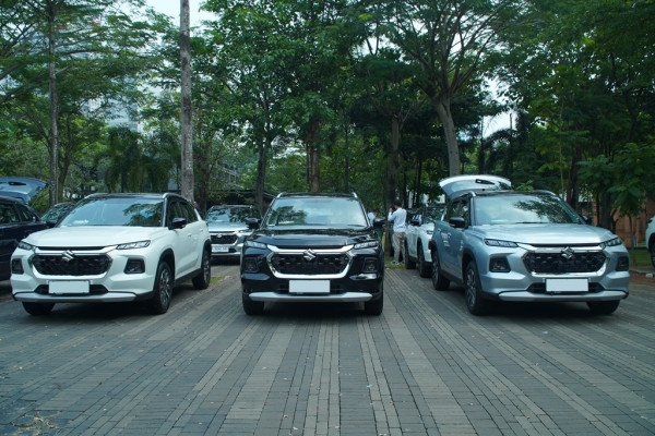 Setelah Sabar Inden 5 Bulan, Konsumen Akhirnya Bisa Bawa Pulang Grand Vitara