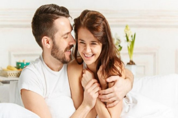 7 Hal Sederhana yang Bisa Buat Istri Bahagia, Para Suami Jangan Sepelekan Ini