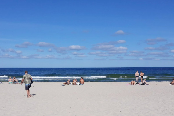 Berani Bugil? Deretan Pantai Telanjang Terbaik di Dunia, Ada yang Dekat Indonesia (Bagian 1)