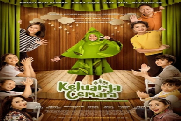 Film Indonesia yang Diadaptasi dari Sinetron Terkenal, Nomor 4 Ciptaan Bapak, Diperankan Sang Anak