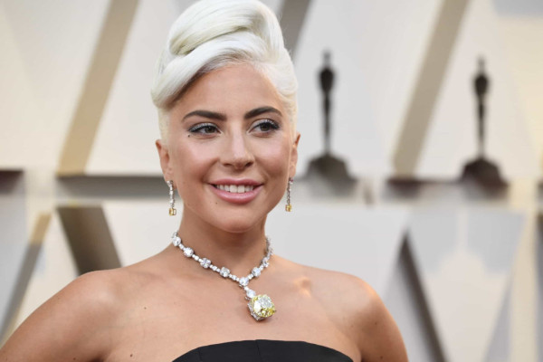 10 Artis Hollywood Kaya Raya Sejak Lahir, Nomor 5 Puya Hotel di Seluruh Dunia