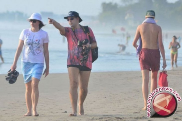 6 Turis Asal Negara Ini Dikenal Buruk Perilakunya, Nomor 5 Wisata Bali Kena Getahnya
