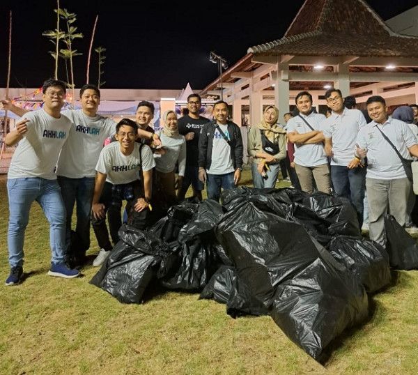 Pegadaian Gandeng Plustik Daur Ulang 1 Ton Sampah Plastik