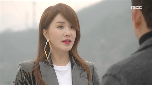 5 Drama Korea yang dibintangi Uhm Jung-Hwa, Ada Bareng Park Seo-Joon