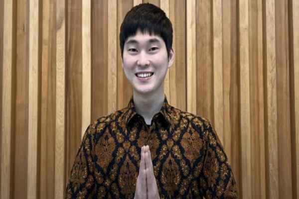 7 Artis Indonesia Keturunan Korea, Nomor 6 Bisa Berbahasa Jawa Medok